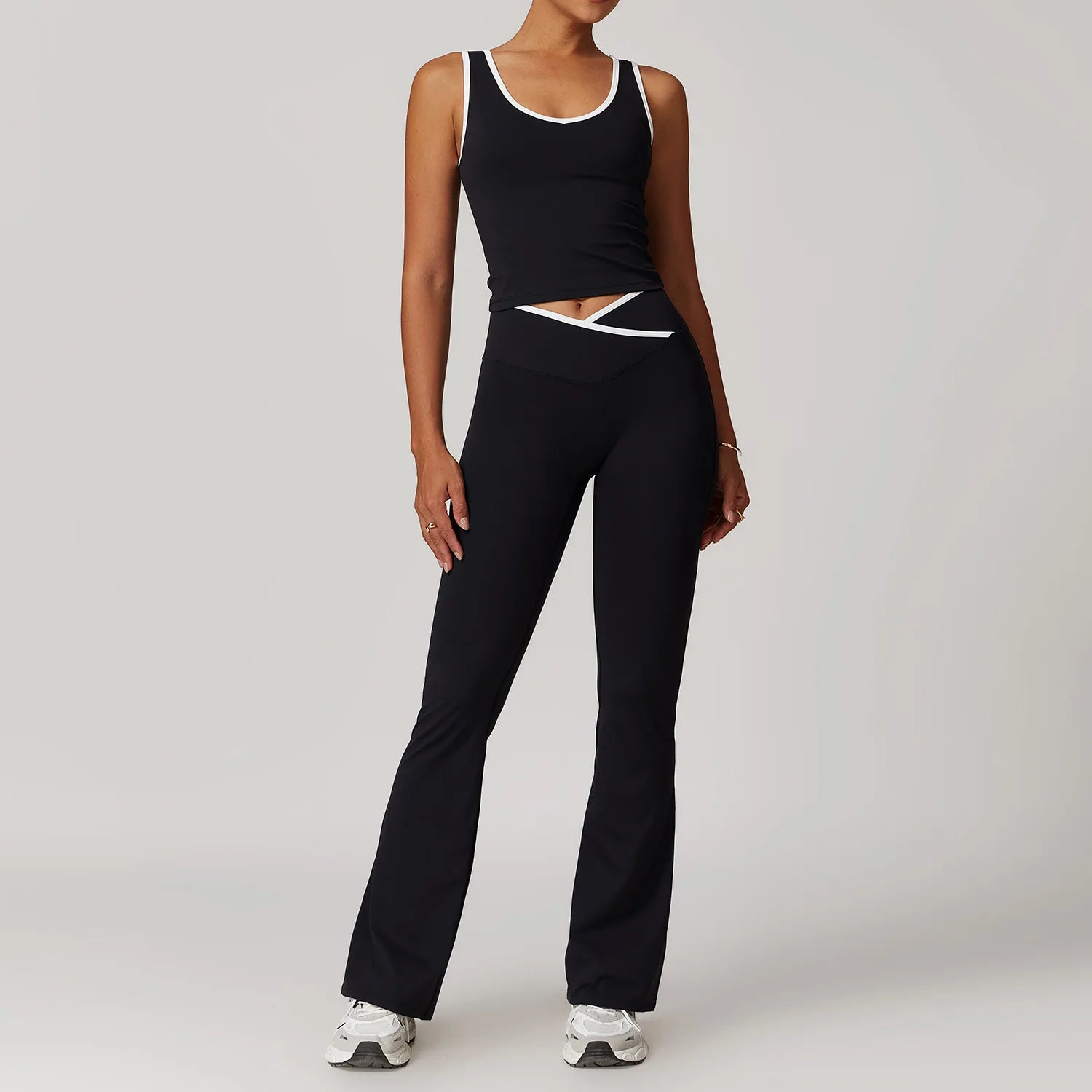 Custom Sets for Women High Waisted Suit for Running Biking Fitness Breathable Yoga Contrasting Colors Backless Design Training